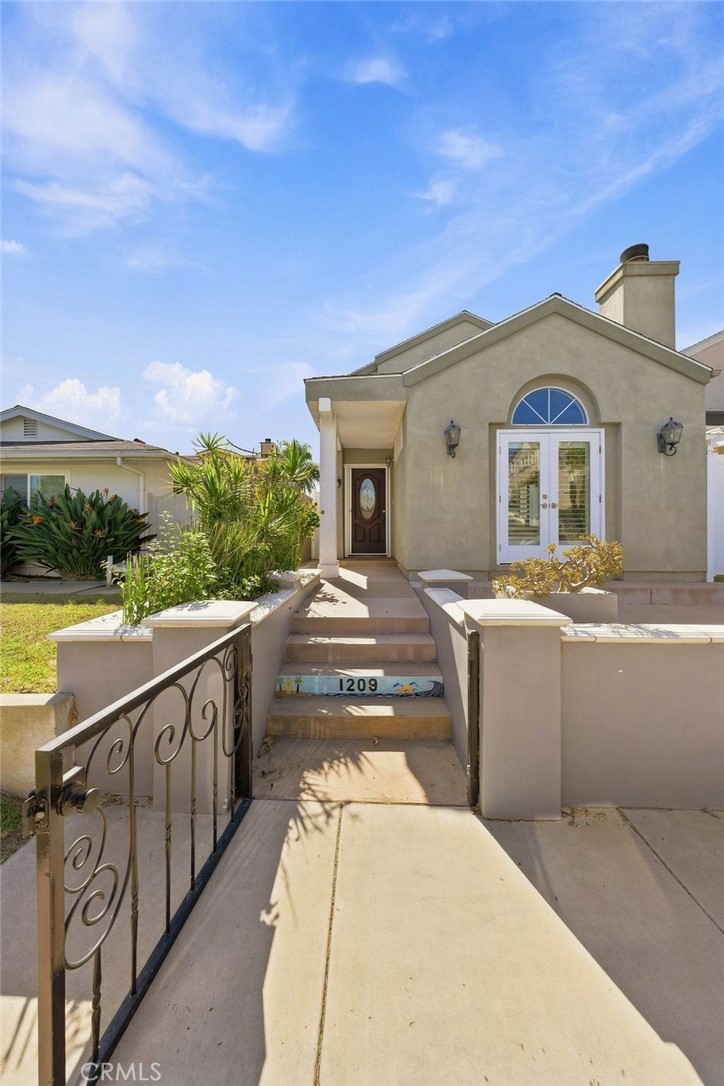1209 Huntington Street Property Photo 6