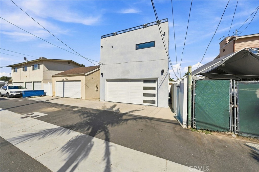 1209 Huntington Street Property Photo 33