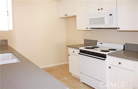 9862 Coral Cove Circle Property Photo 3