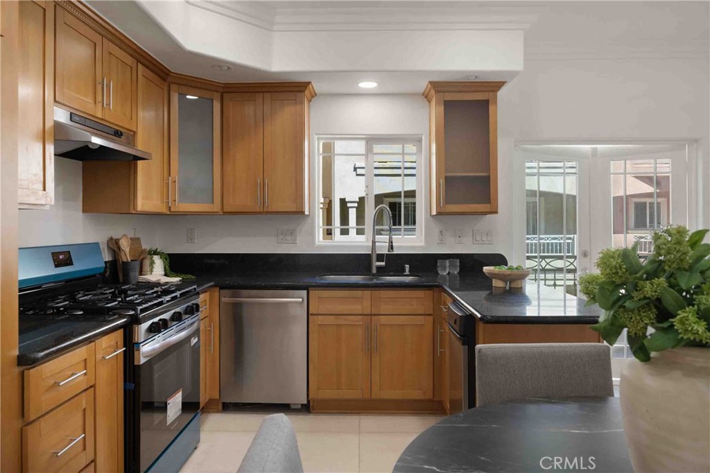 8259 Golden Circle Property Photo 7
