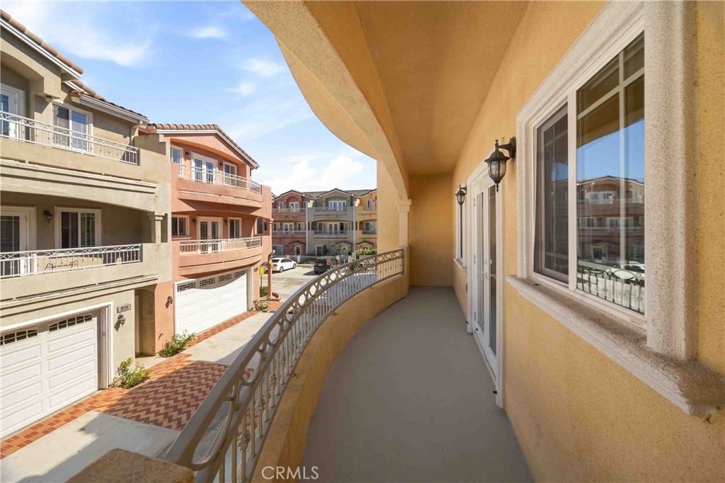 8259 Golden Circle Property Photo 22