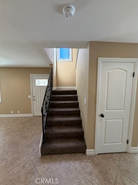 6 Willow Tree Lane Property Photo 4