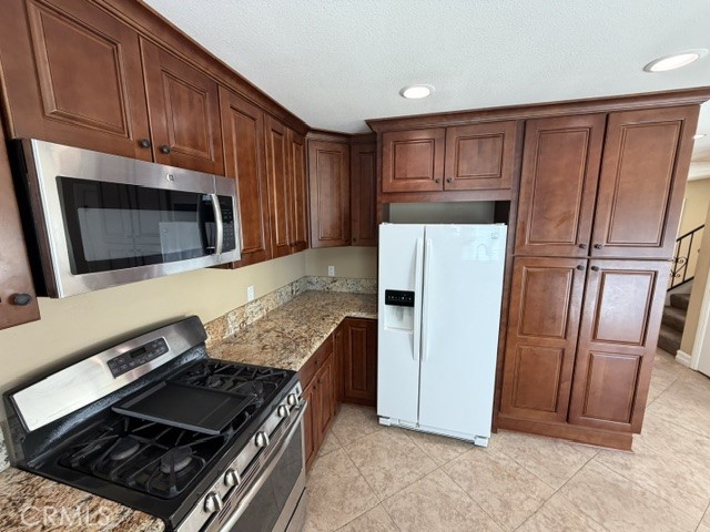 6 Willow Tree Lane Property Photo 10