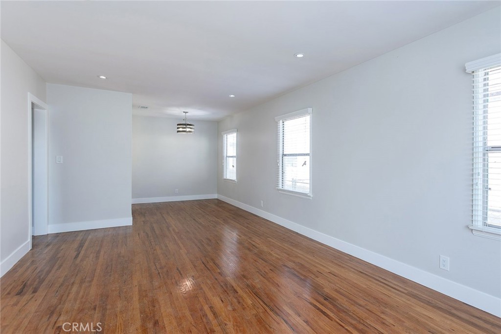 783 E Grand Property Photo 6