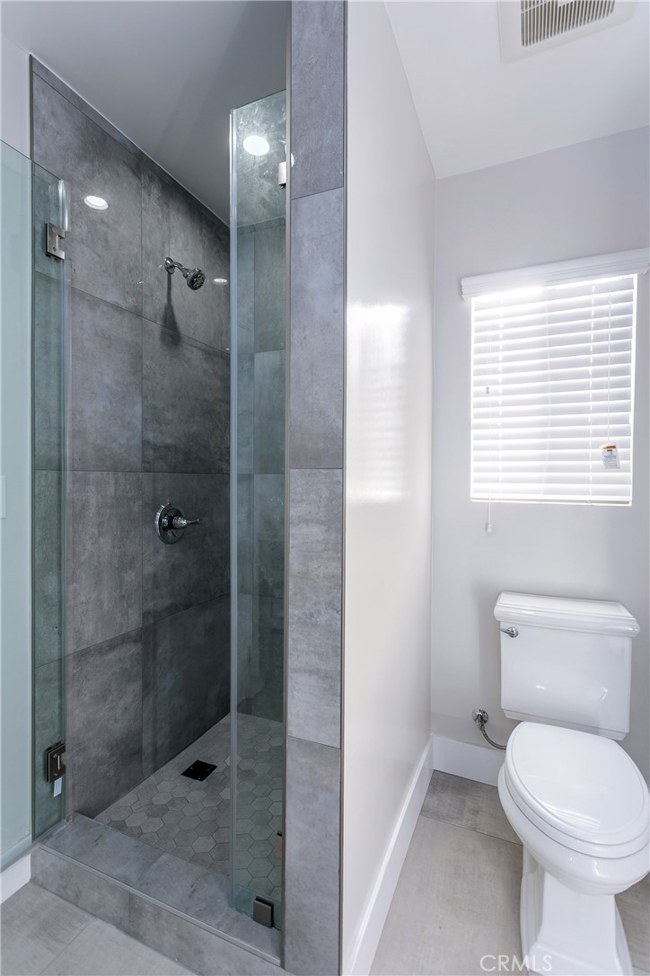 783 E Grand Property Photo 14