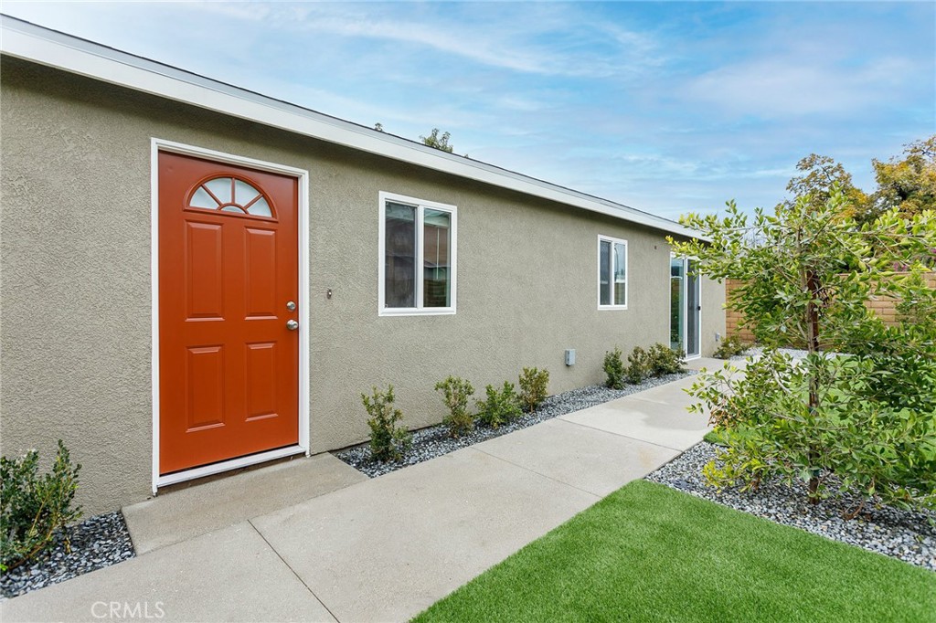 783 E Grand Property Photo 16