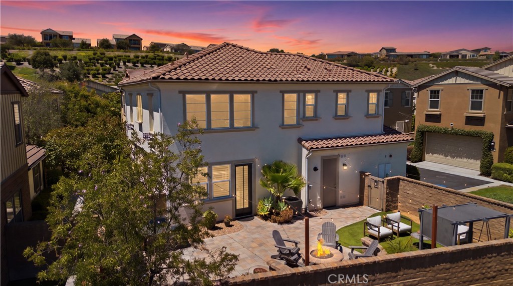 30 Lomada Property Photo 1