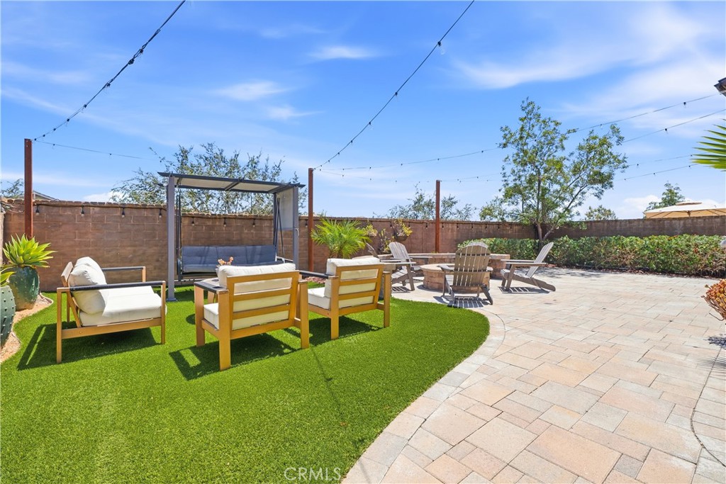 30 Lomada Property Photo 32