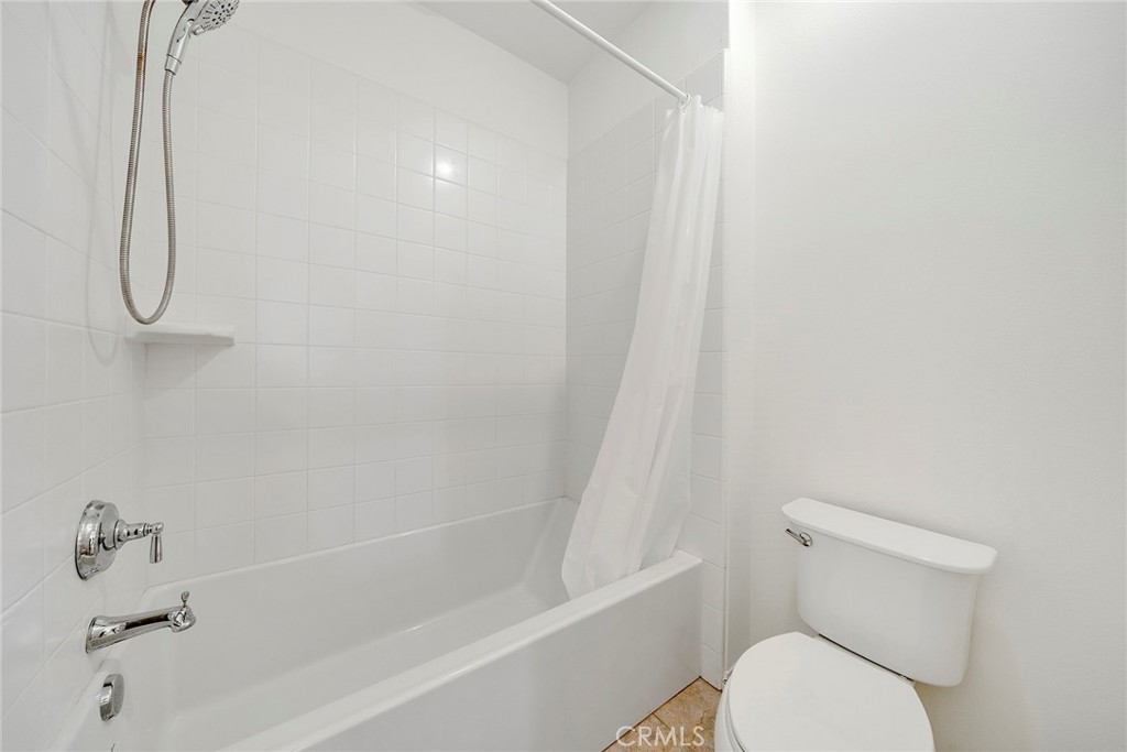 104 Beechmont Property Photo 45