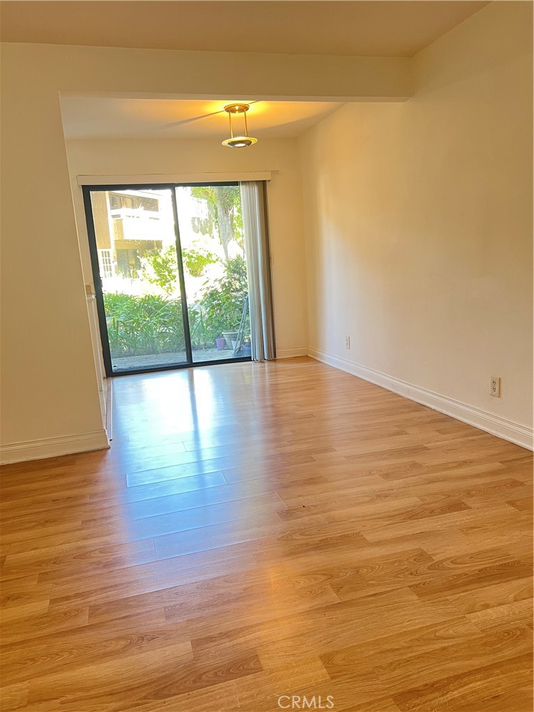 165 Streamwood Property Photo 5