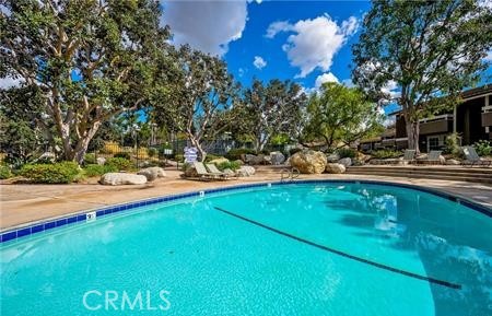 165 Streamwood Property Photo 7