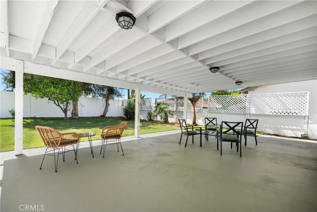 1430 N Harding Street Property Photo 38