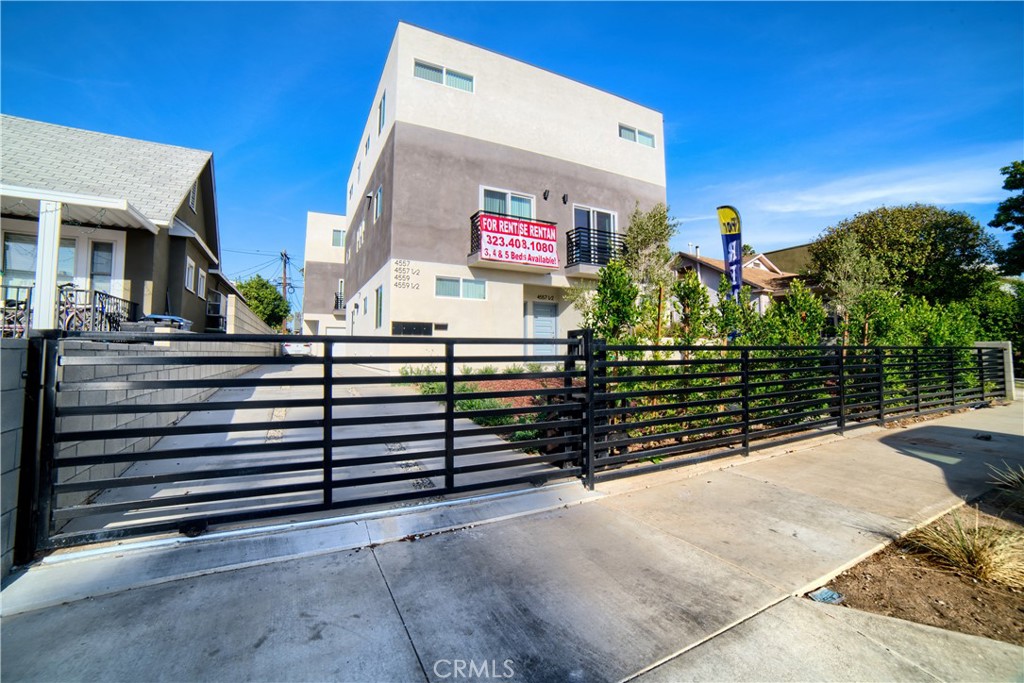 4559 Pickford St Street 4559 1/2 Property Photo 1