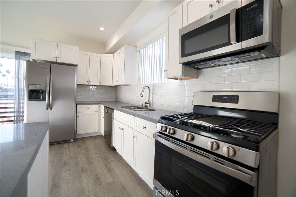 4559 Pickford St Street 4559 1/2 Property Photo 10