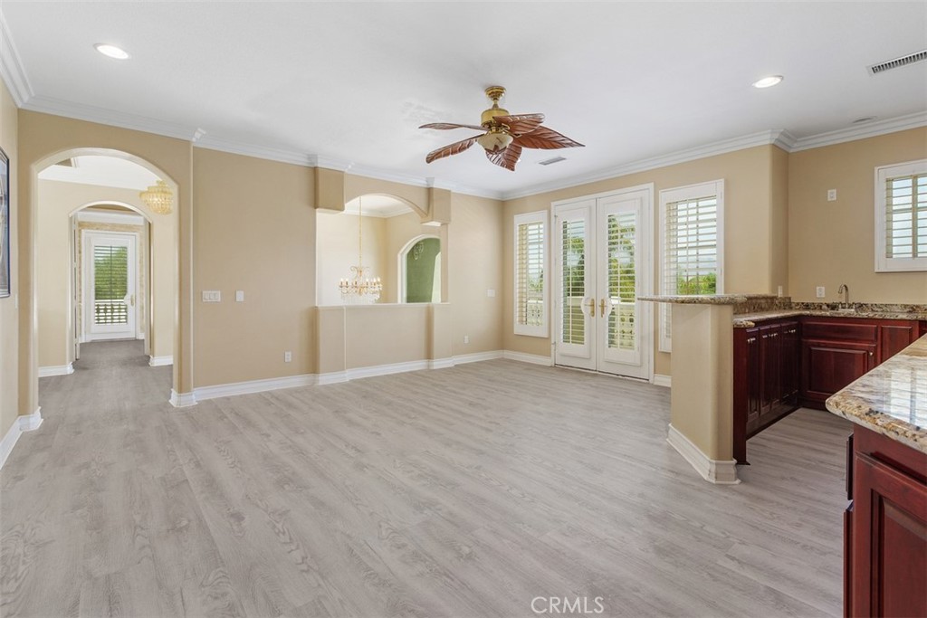 27355 Stonehenge Property Photo 8