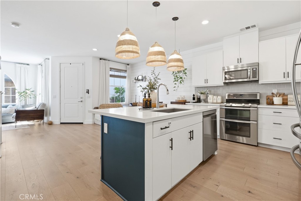 8 Zacate Street Property Photo 4