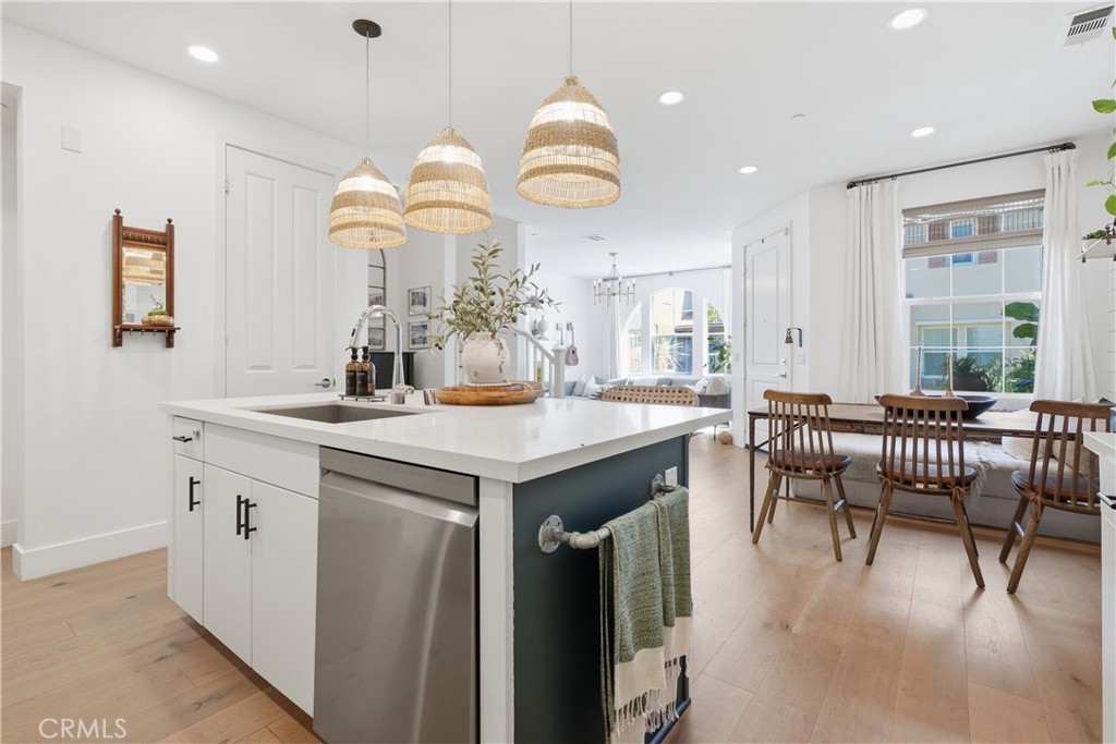 8 Zacate Street Property Photo 5