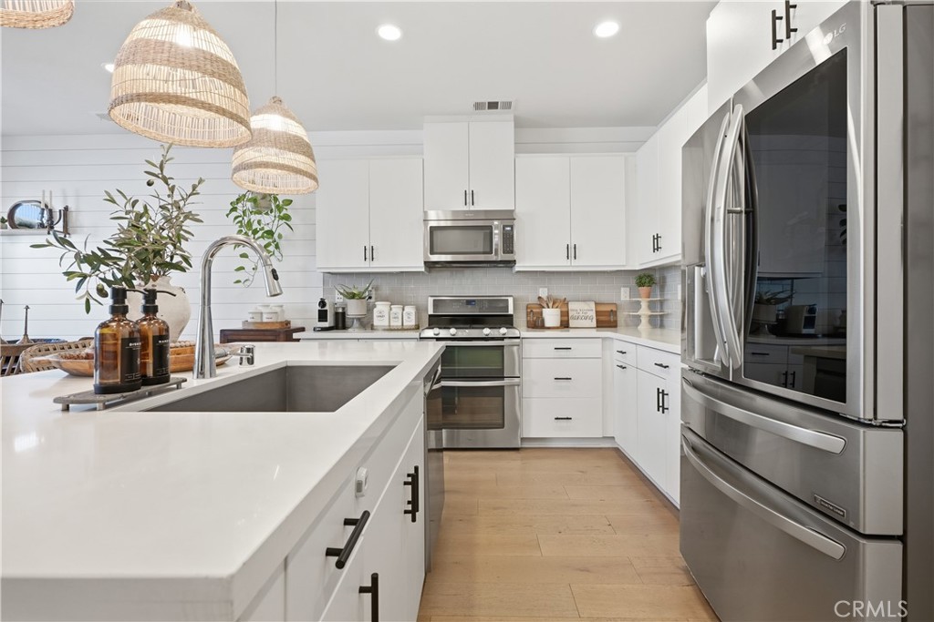 8 Zacate Street Property Photo 6