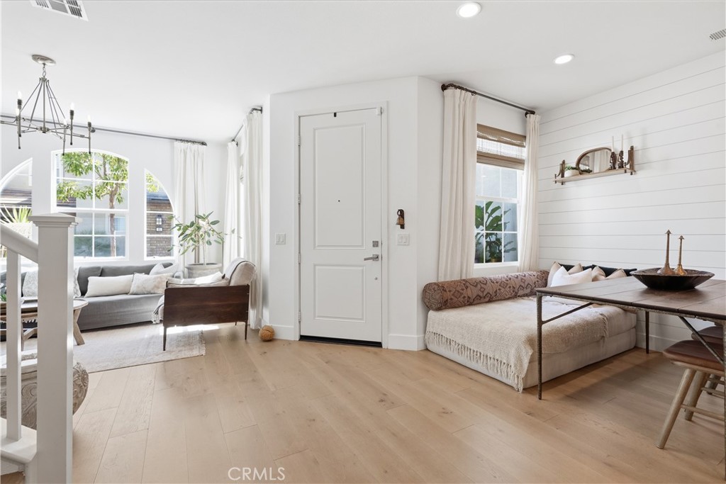 8 Zacate Street Property Photo 11