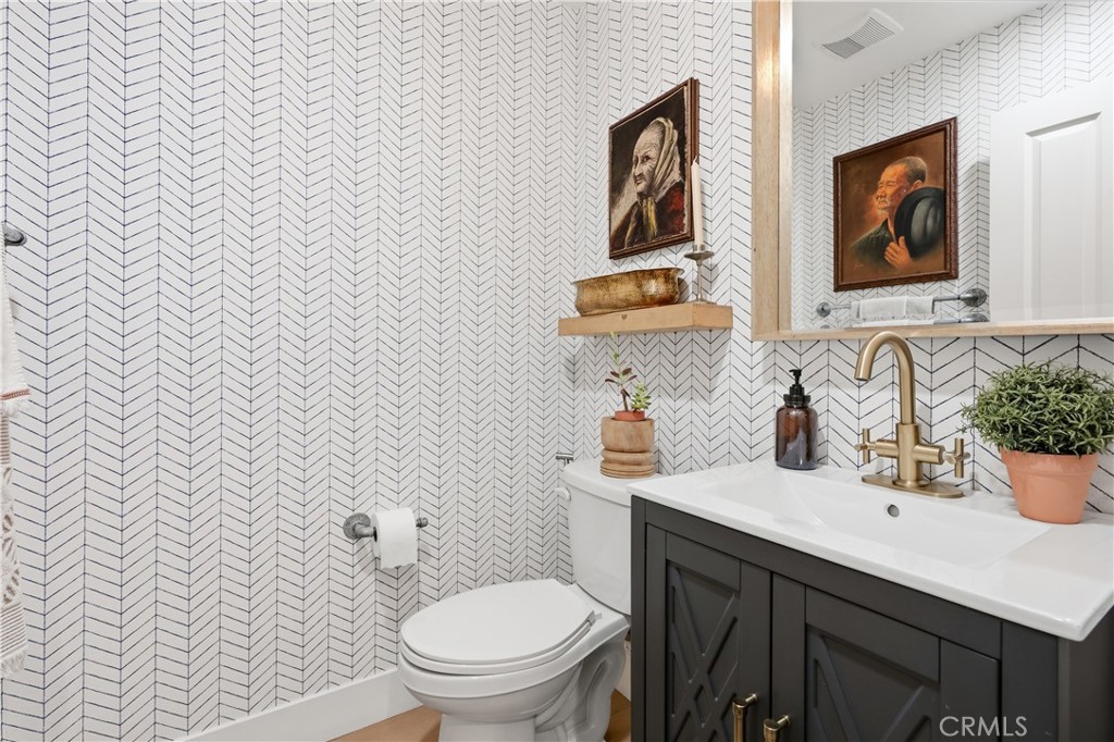 8 Zacate Street Property Photo 34