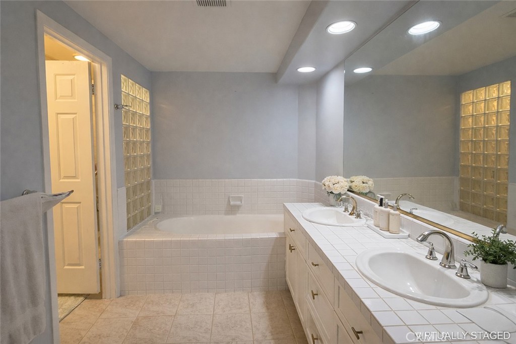 2253 Martin 107 Property Photo 7