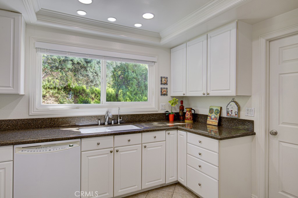 3424 Calle Azul B Property Photo 6