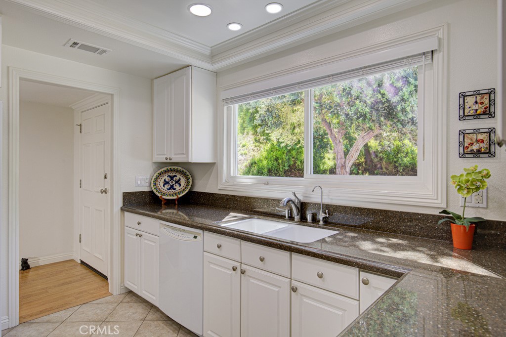 3424 Calle Azul B Property Photo 7