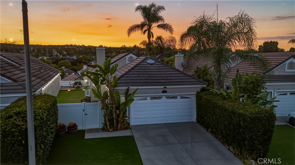 19 Indian Hill Property Photo 1