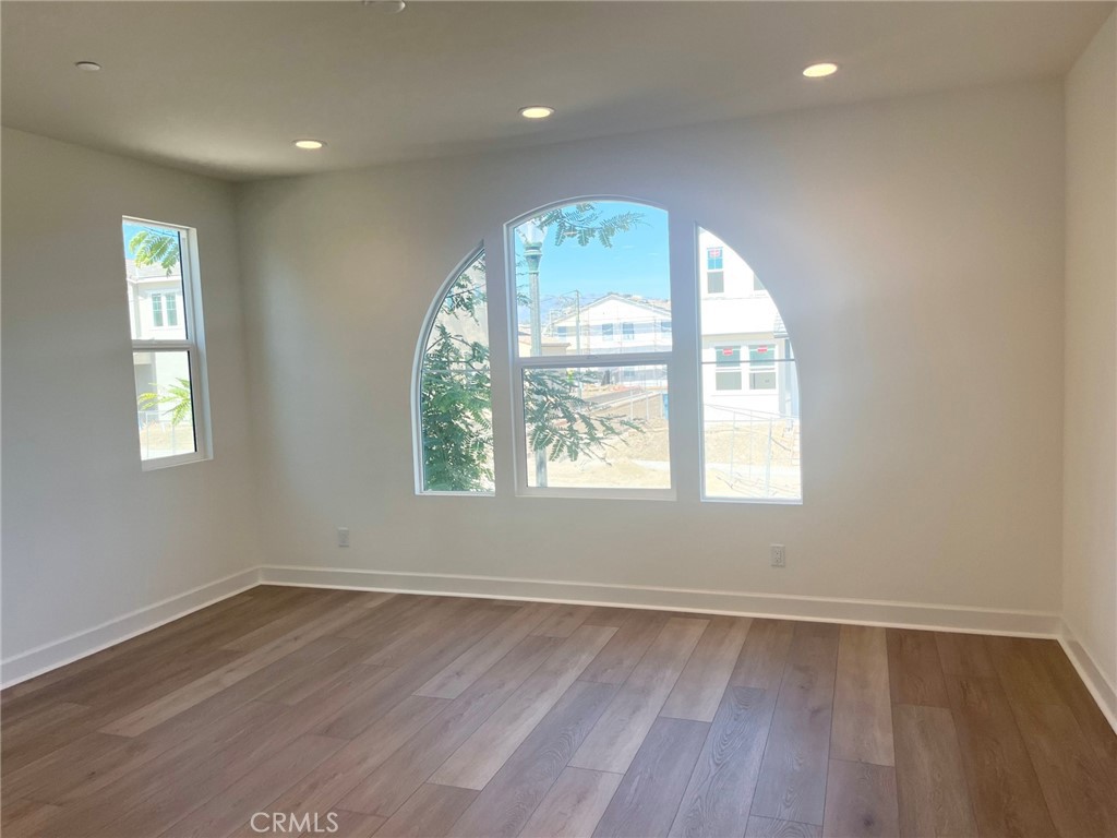 541 Tracy Place Property Photo 2
