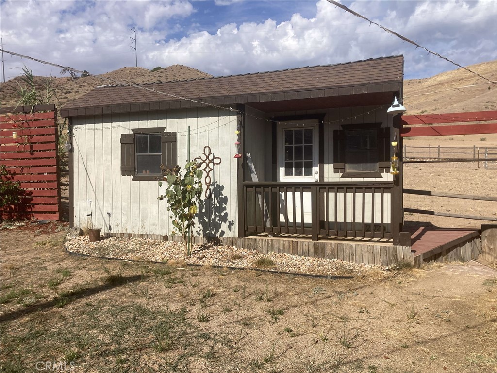 17111 Tehachapi Willowsprings Property Photo