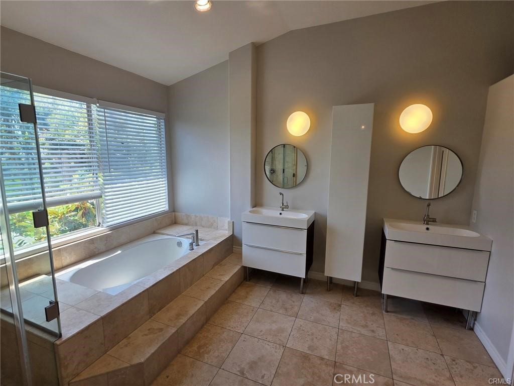 122 Stoney Pointe Property Photo 20