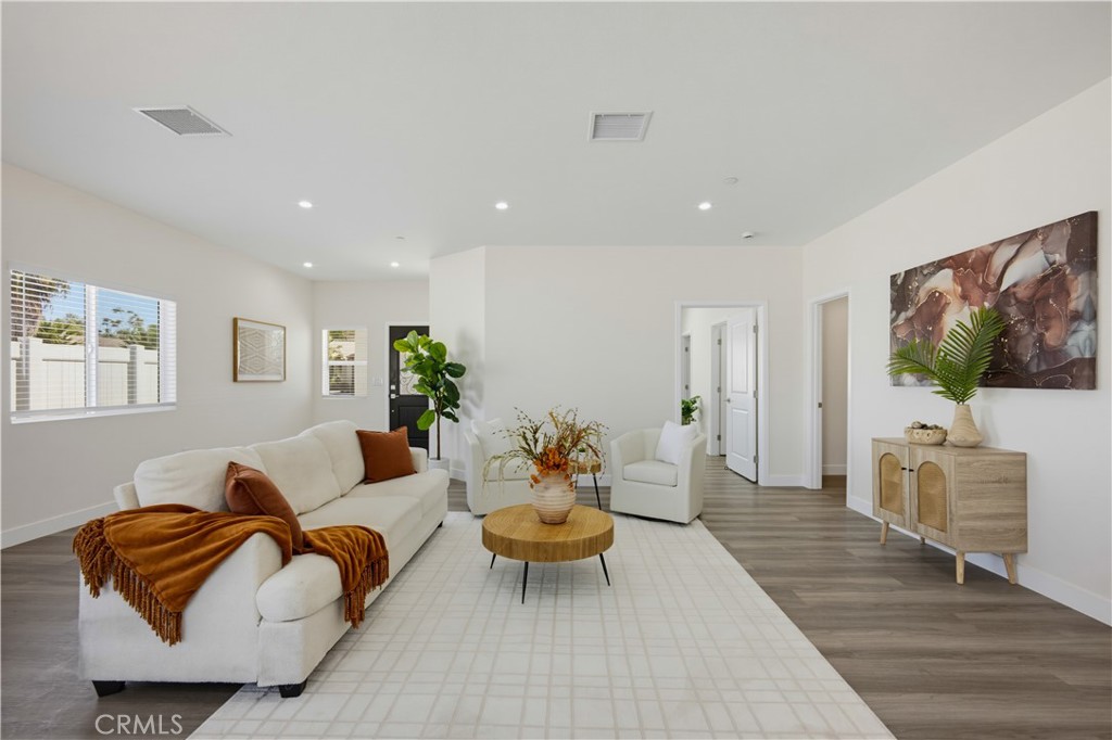 24732 Eucalyptus Property Photo 7