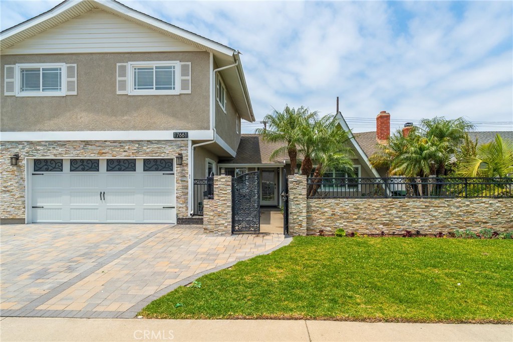 17661 Still Harbor Property Photo 4