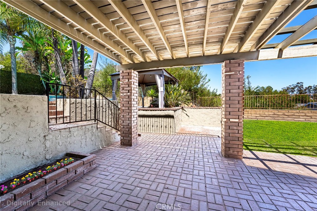 24686 Venablo Property Photo 9