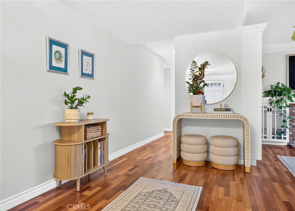 5291 Kenilworth Property Photo 4