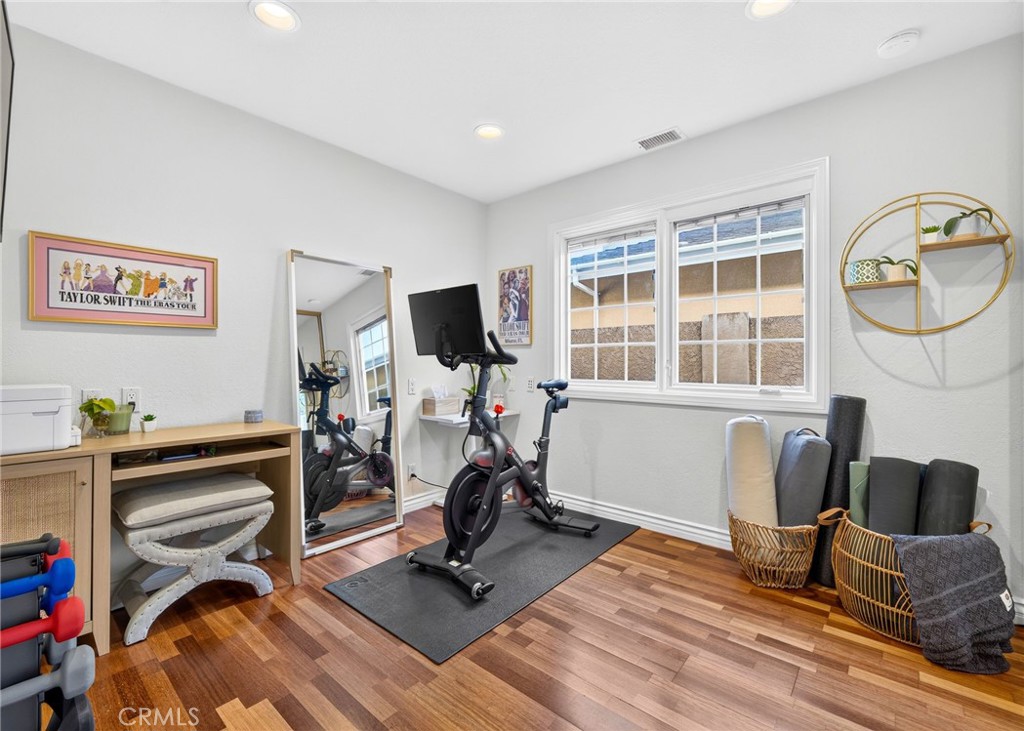 5291 Kenilworth Property Photo 25