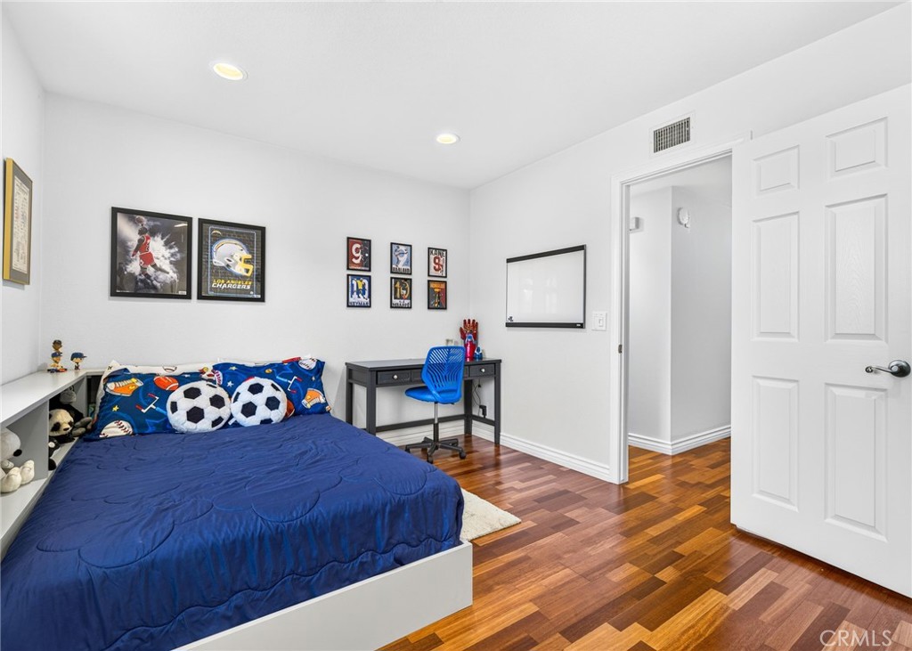 5291 Kenilworth Property Photo 31