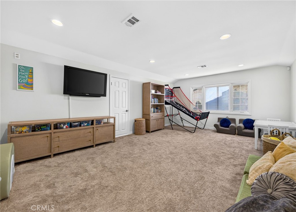 5291 Kenilworth Property Photo 33