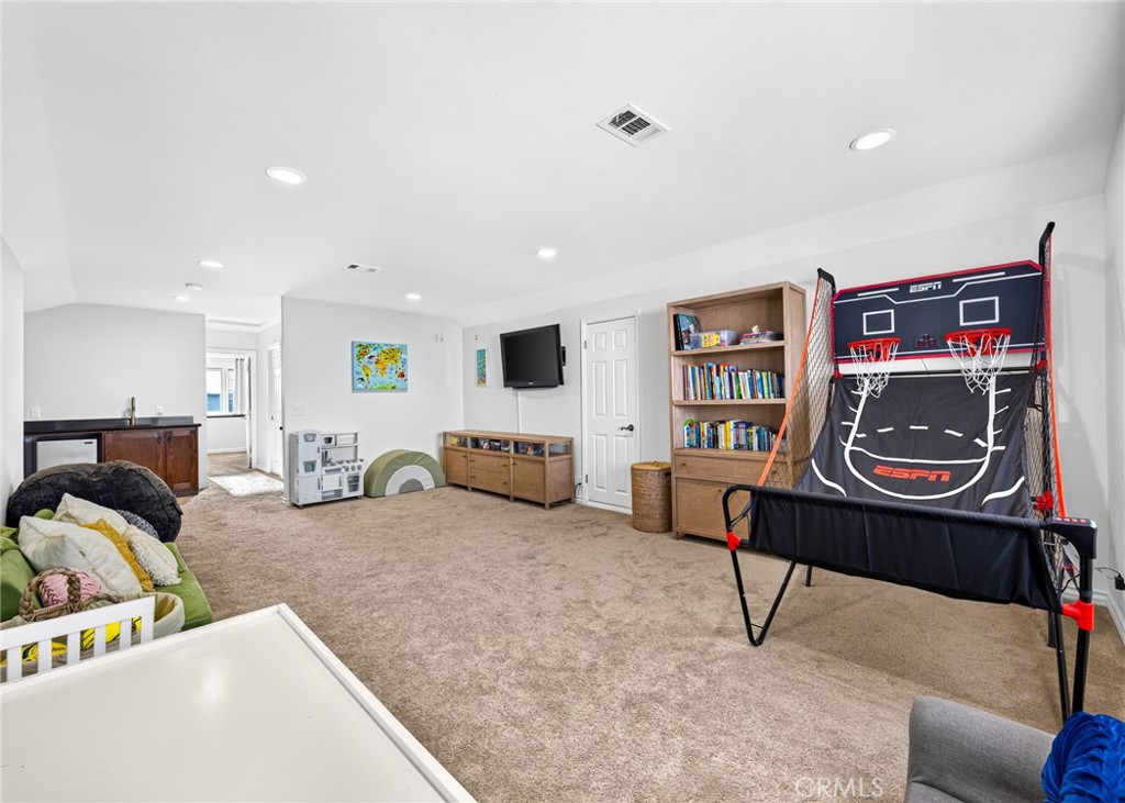 5291 Kenilworth Property Photo 34