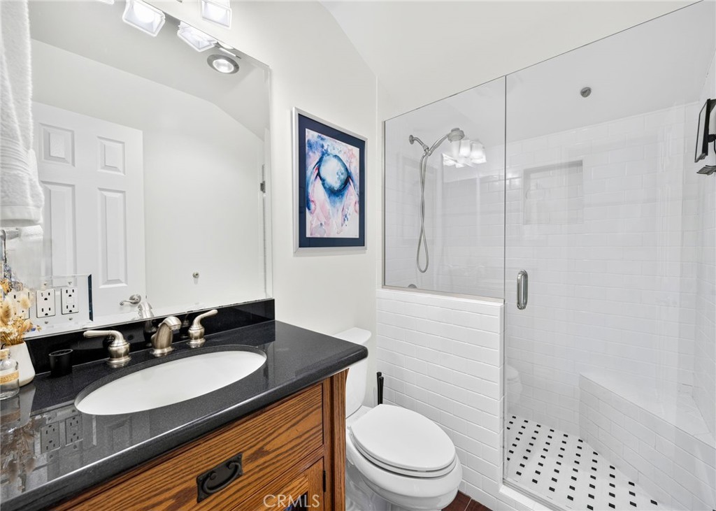5291 Kenilworth Property Photo 37