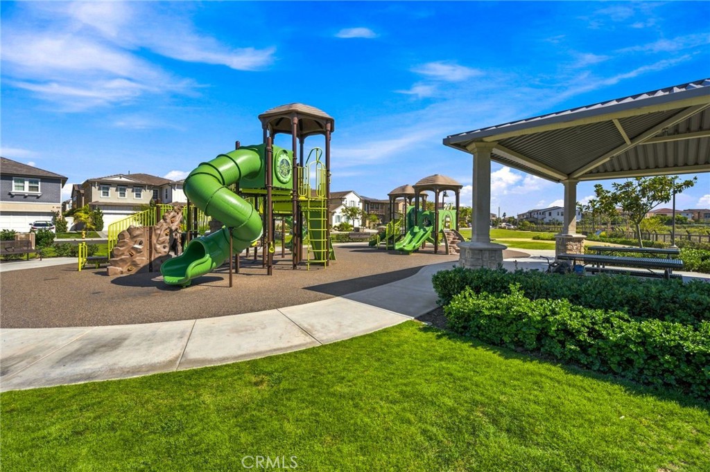 5291 Kenilworth Property Photo 47