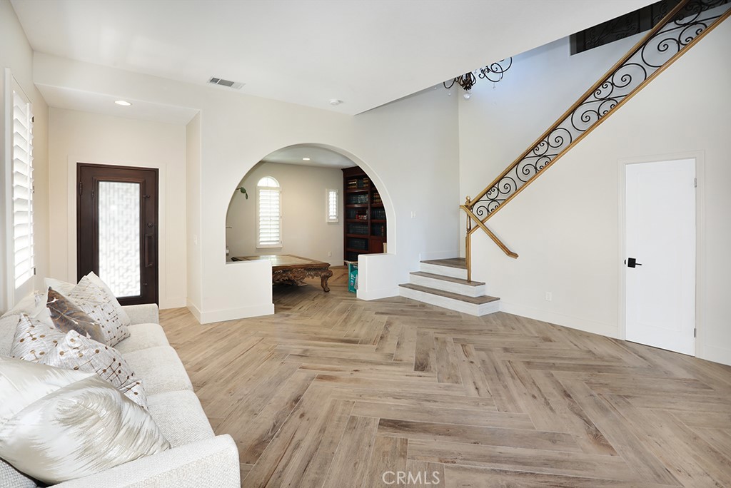 91 Windswept Way Property Photo 5