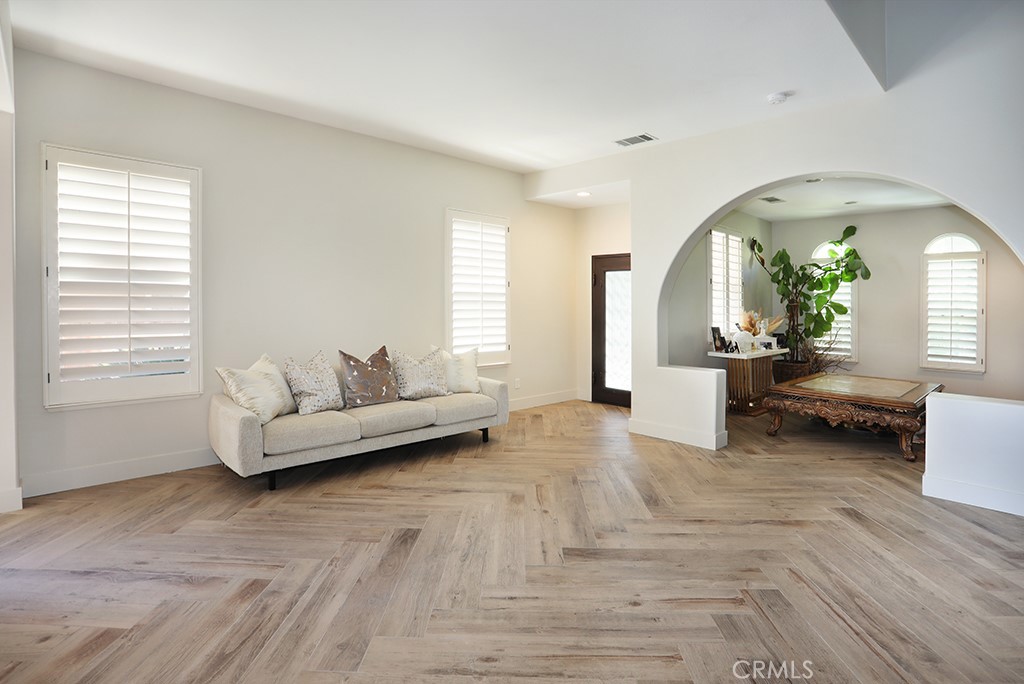91 Windswept Way Property Photo 7