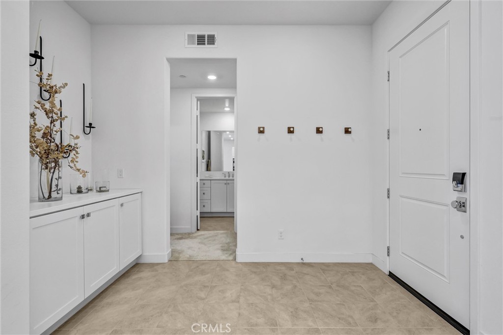 143 Baluster Property Photo 2
