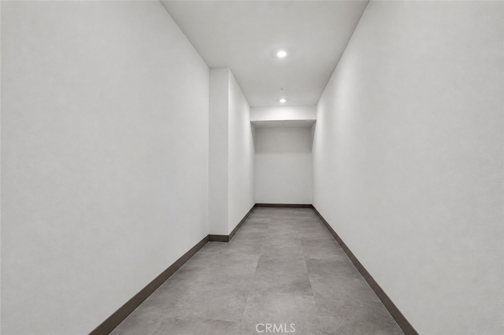 143 Baluster Property Photo 23