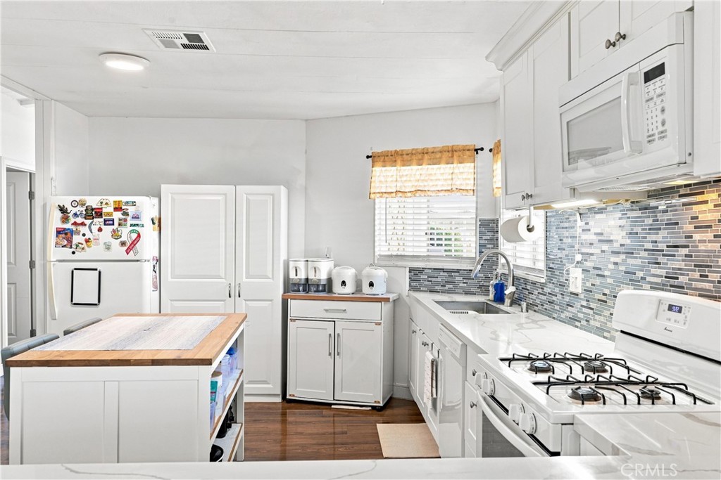 23301 Ridge Route 179 Property Photo 10