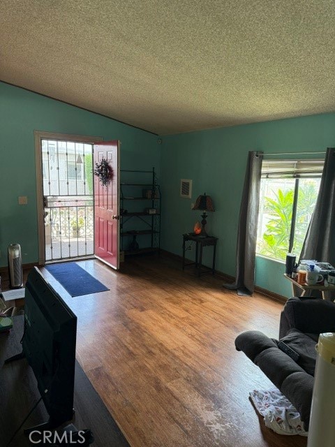 1540 75 E Trenton Property Photo 2