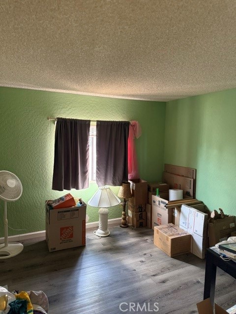 1540 75 E Trenton Property Photo 6