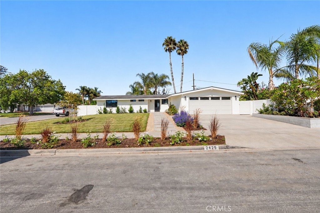 2425 Bowdoin Property Photo 1