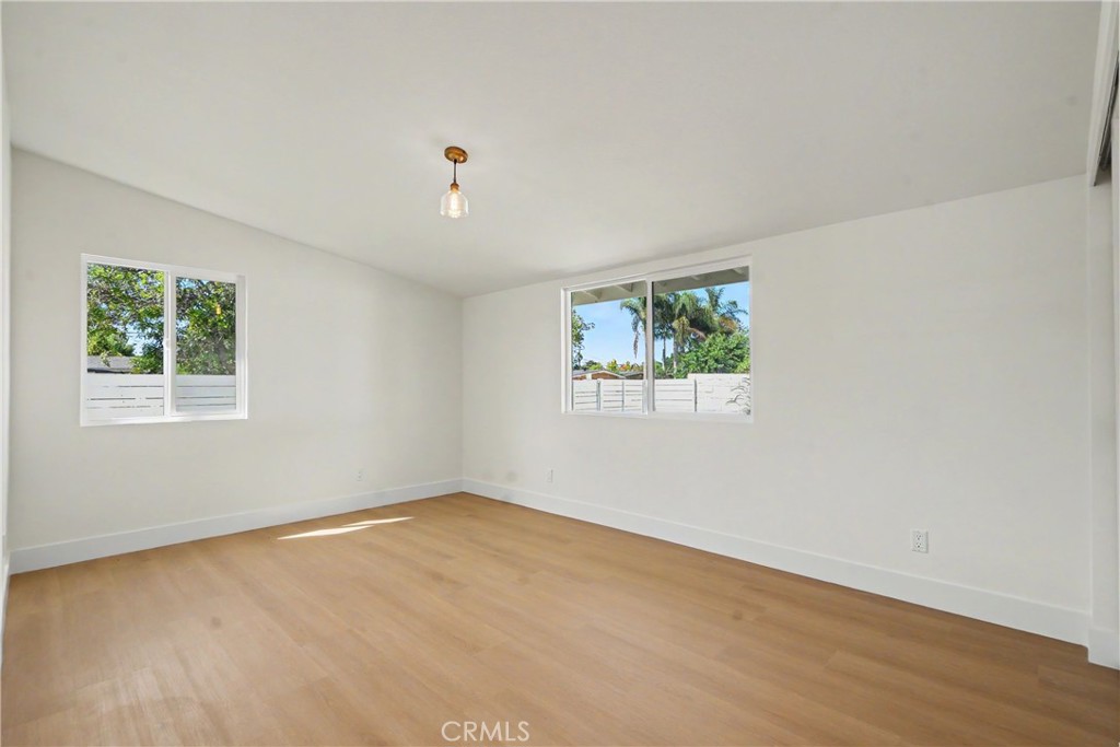 2425 Bowdoin Property Photo 19